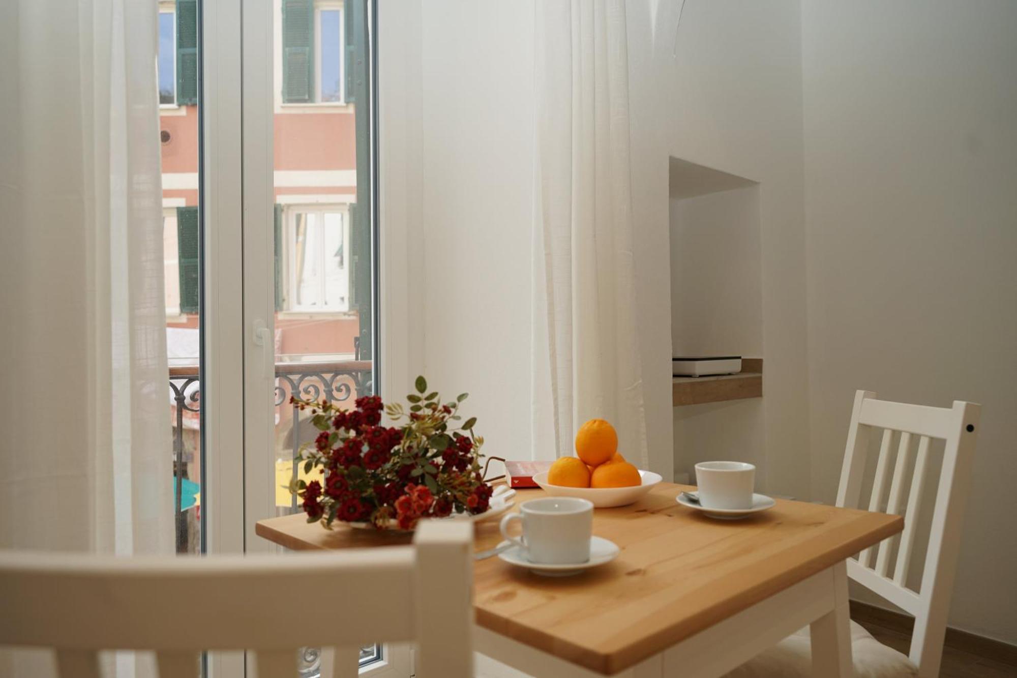 Ferienwohnung Les Pieds Dans L'Eau Vernazza Exterior foto